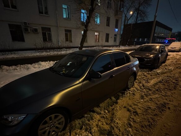 2008 BMW 3 серии 325xi V (E90/E91/E92/E93), серый, 1300000 рублей - вид 3