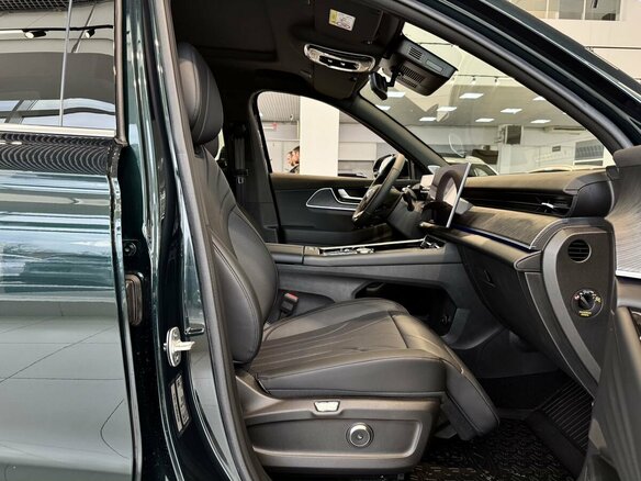 2025 Chery Tiggo 9 I, чёрный, 4640000 рублей - вид 7