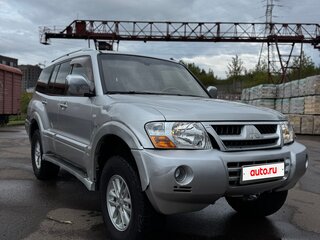 2003 Mitsubishi Pajero III Рестайлинг, серебристый, 650000 рублей, вид 2