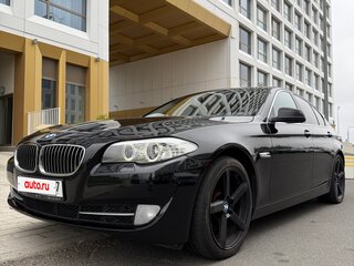 2013 BMW 5 серии 520i VI (F10/F11/F07), чёрный, 1800000 рублей, вид 1