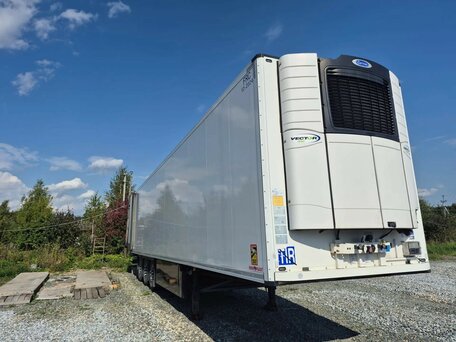 2018 Schmitz Cargobull SKO, белый, 6200000 рублей, вид 2