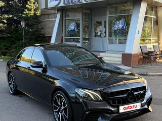 2017 Mercedes-Benz E-Класс 300 V (W213, S213, C238), чёрный, 2950000 рублей, вид 4
