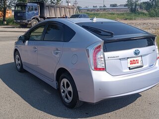 2011 Toyota Prius III Рестайлинг (XW30), белый, 968000 рублей, вид 5