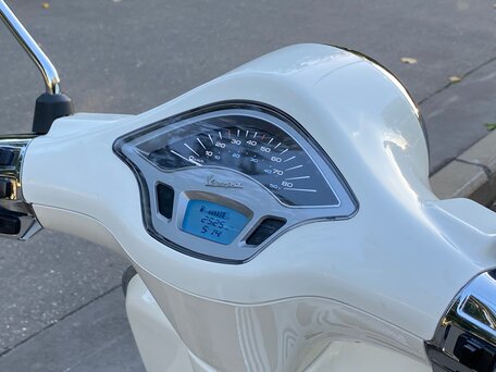 2019 Vespa Primavera, белый, 480000 рублей, вид 5