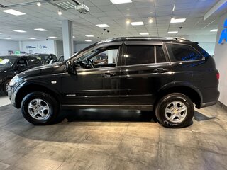 2009 SsangYong Kyron 6-speed I Рестайлинг, чёрный, 885000 рублей, вид 5