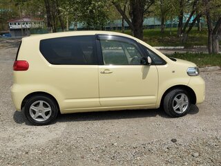 2007 Toyota Porte I, жёлтый, 300000 рублей, вид 3