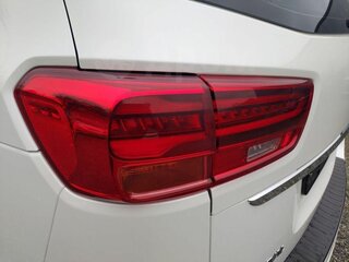 2019 Kia Carnival III, белый, 3750000 рублей, вид 3