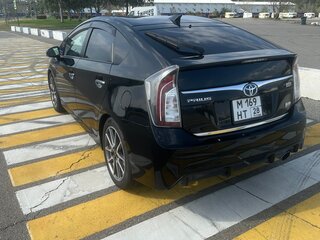 2013 Toyota Prius III Рестайлинг (XW30), чёрный, 1610000 рублей, вид 5