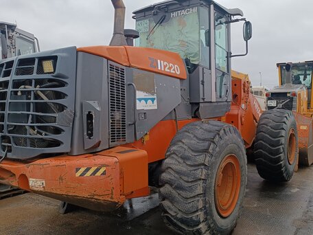 2012 Liebherr L 556, красный, 1513000 рублей, вид 3