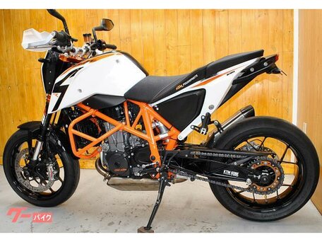 2014 KTM 690 Duke R, оранжевый, 500000 рублей, вид 3