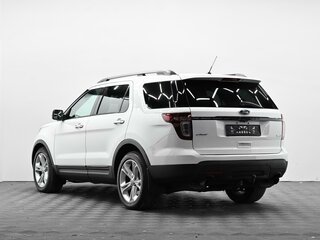 2014 Ford Explorer V, белый, 1295000 рублей, вид 3