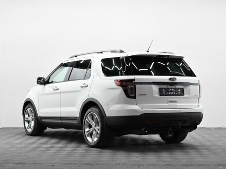 2014 Ford Explorer V, белый, 1295000 рублей, вид 3