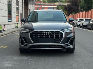 2022 Audi Q3 35 TFSI II (F3), серый, 2229000 рублей, вид 1