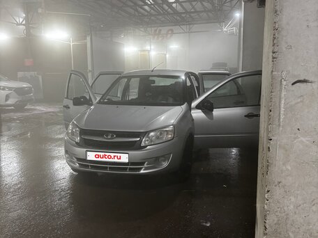 2013 Lada (ВАЗ) Granta I, серебристый, 330000 рублей, вид 3