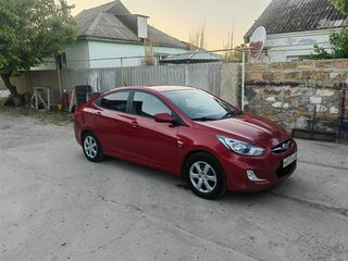 2012 Hyundai Solaris I, красный, 850000 рублей, вид 2
