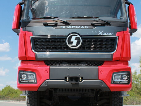 2024 Shacman (Shaanxi) SX3318, красный, 10400000 рублей, вид 2