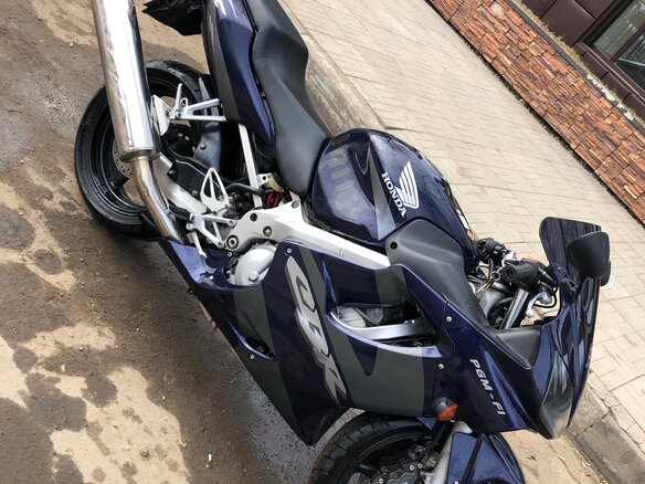 2002 Honda CBR 600F, синий, 400000 рублей - вид 5