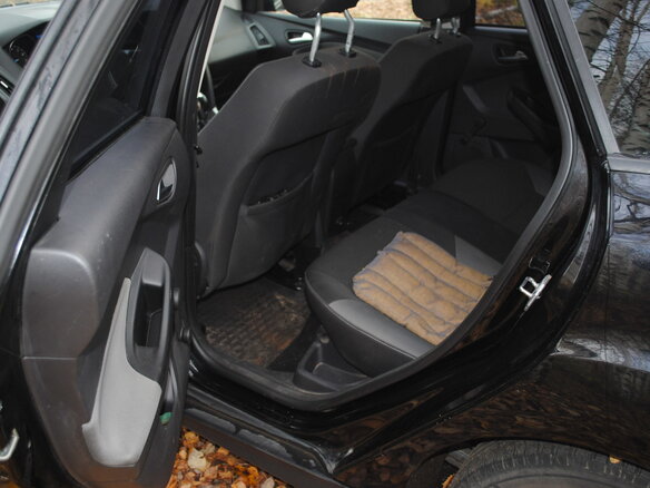 2012 Ford Focus III, чёрный, 750000 рублей - вид 5