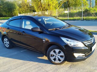2015 Hyundai Solaris I Рестайлинг, чёрный, 1135000 рублей, вид 2