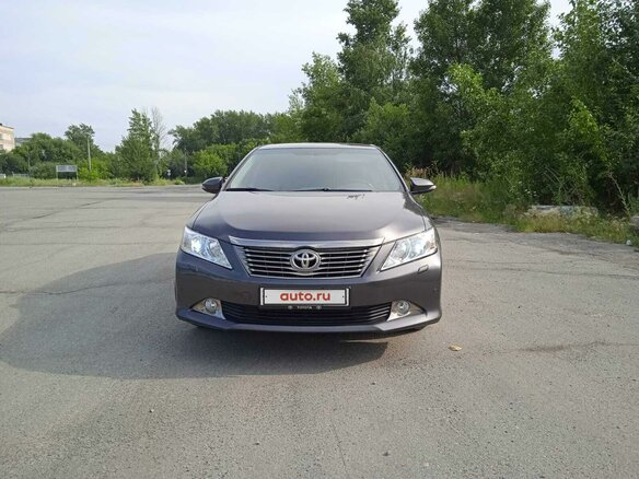 2014 Toyota Camry VII (XV50), серый - вид 1