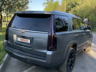 2017 Cadillac Escalade IV, серебристый, 3700000 рублей, вид 5
