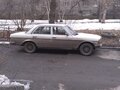 1984 Mercedes-Benz W123 230, белый - вид 2