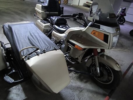 1988 Kawasaki ZG1200 Voyager, коричневый, 450000 рублей, вид 2