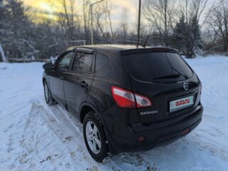 2010 Nissan Qashqai I Рестайлинг, чёрный, 895000 рублей, вид 5