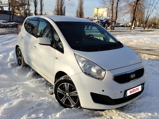 2013 Kia Venga I, белый, 999999 рублей, вид 2