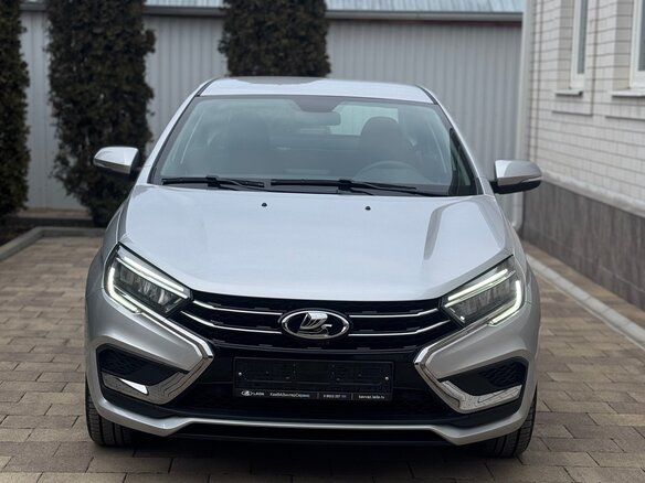 2024 Lada (ВАЗ) Vesta I Рестайлинг (NG), серебристый, 1810000 рублей - вид 1