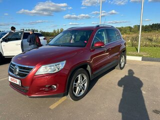 2010 Volkswagen Tiguan I, красный, 990000 рублей, вид 1