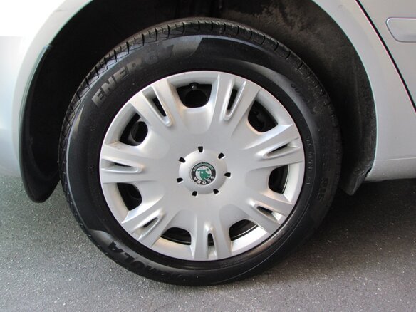 2013 Skoda Octavia II (A5) Рестайлинг, серебристый - вид 3