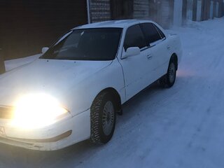 1992 Toyota Vista III (V30), белый, 250000 рублей, вид 1