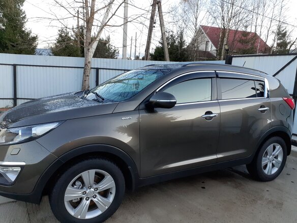 2012 Kia Sportage III, коричневый, 1500000 рублей - вид 3