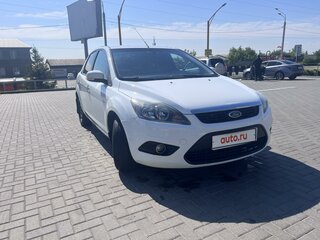 2011 Ford Focus II Рестайлинг, белый, 620000 рублей, вид 2