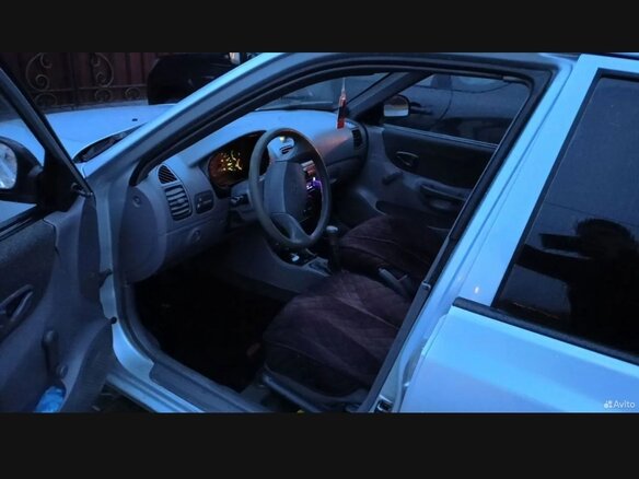 2009 Hyundai Accent ТагАЗ II, серебристый, 380000 рублей - вид 6