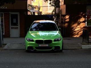2012 BMW 5 серии 528i xDrive VI (F10/F11/F07), зелёный, 2400000 рублей, вид 4