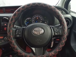 2017 Toyota Vitz III (XP130) Рестайлинг 2, чёрный, 1200000 рублей, вид 5