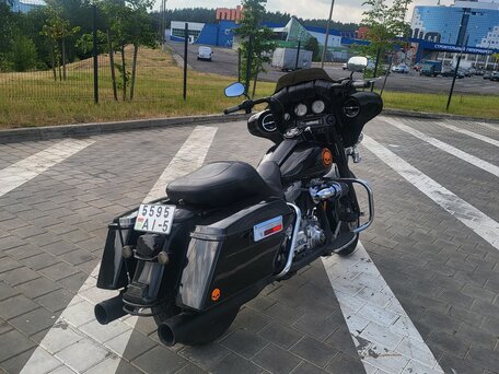 2007 Harley-Davidson Electra Glide, чёрный, 674797 рублей, вид 2