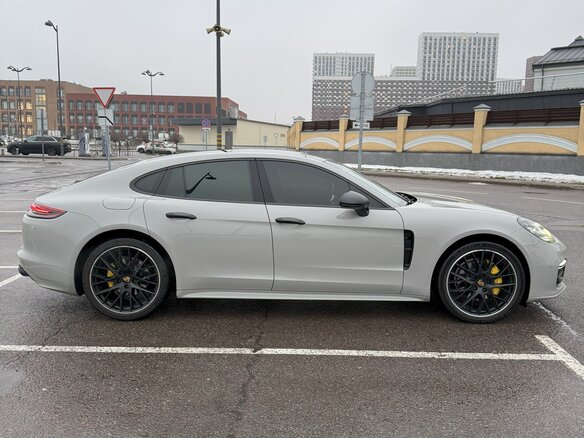 2019 Porsche Panamera 4 II, серый, 6450000 рублей - вид 5