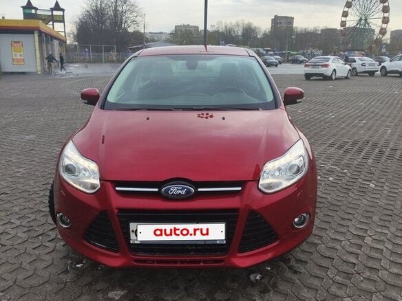 2013 Ford Focus III, красный, 900000 рублей - вид 1