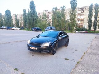 2008 Opel Astra GTC H Рестайлинг, чёрный, 399999 рублей, вид 2