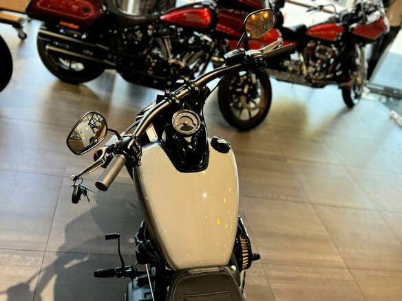 2024 Harley-Davidson Fat Bob, серый, 3250000 рублей - вид 7