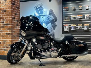 2024 Harley-Davidson Street Glide Special, чёрный, 3950000 рублей, вид 4