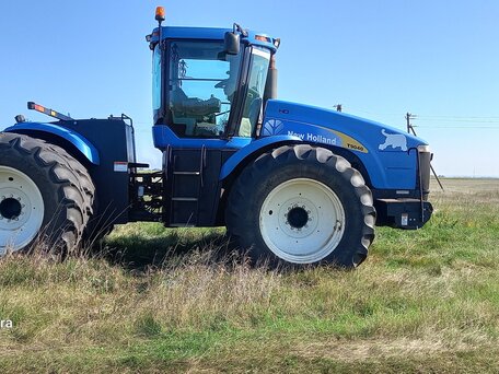 2008 New Holland T9040, синий, 9450000 рублей, вид 1
