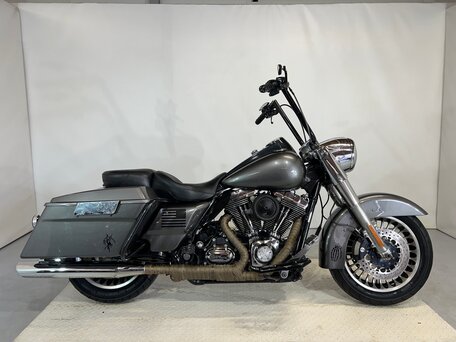 2009 Harley-Davidson Road King, серый, 649000 рублей, вид 1