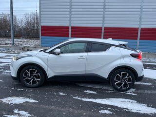 2017 Toyota C-HR I, белый, 1950000 рублей, вид 4