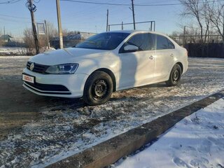 2015 Volkswagen Jetta VI Рестайлинг, белый, 900000 рублей, вид 1