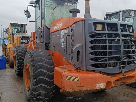 2012 Liebherr L 556, красный, 1513000 рублей, вид 5