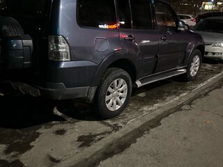 2008 Mitsubishi Pajero IV, серый, 1800000 рублей, вид 1